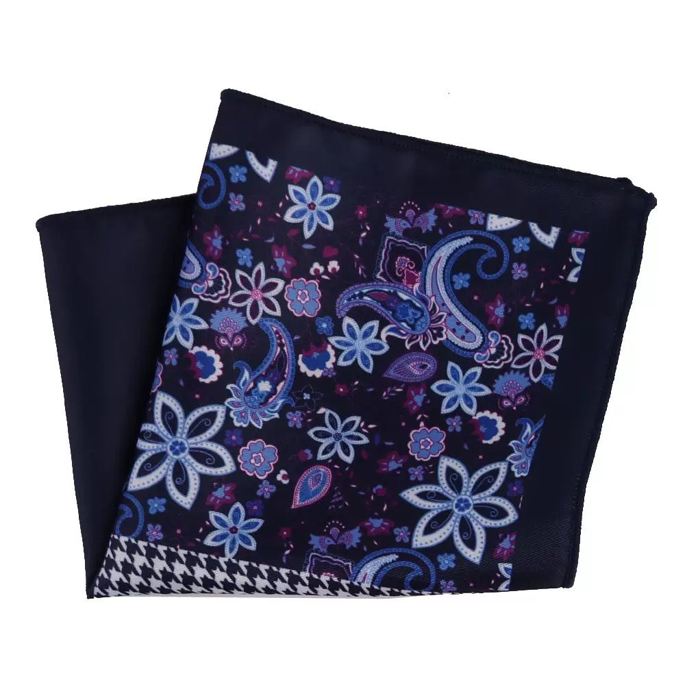 Pocket square 136