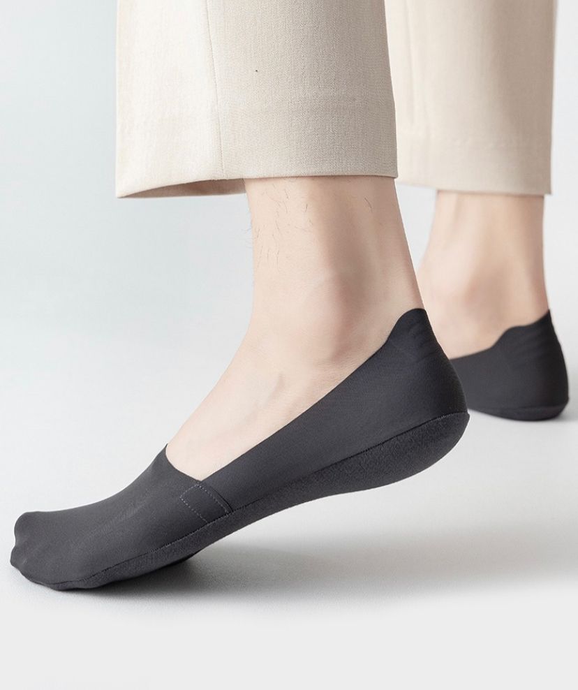 Traceless ultra thin invisible socks 4-in-1 all black