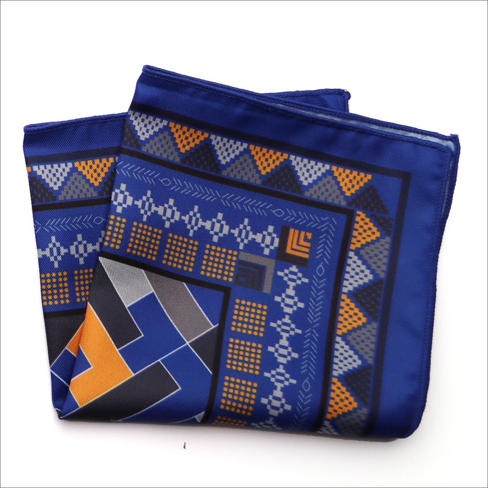 Pocket square 144