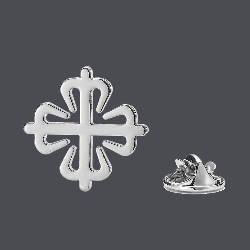 Minimalist lapel pin 015